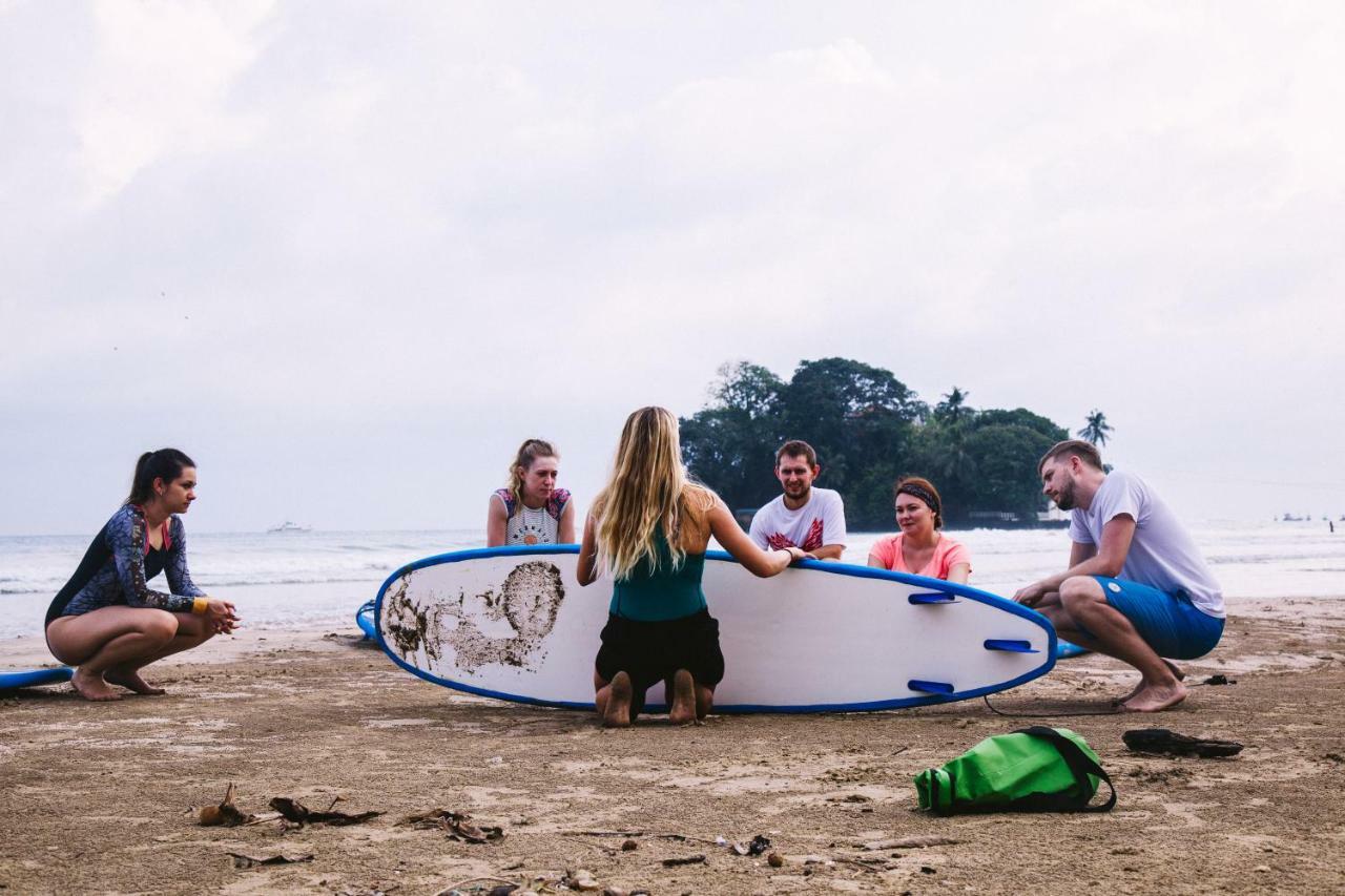 Mellow Hostel Sri Lanka Аханґама Екстер'єр фото